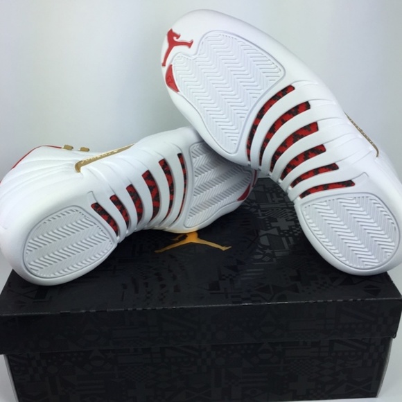 **SOLD!** Air Jordan 12 'FIBA' - Picture 8 of 8